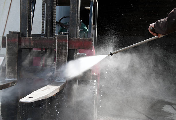 Best Pressure Washing Contractors  in Cole Camp, MO